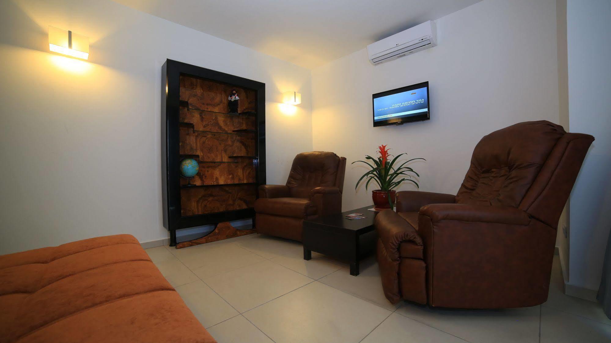Regina Goren Hotel Asjkelon Buitenkant foto