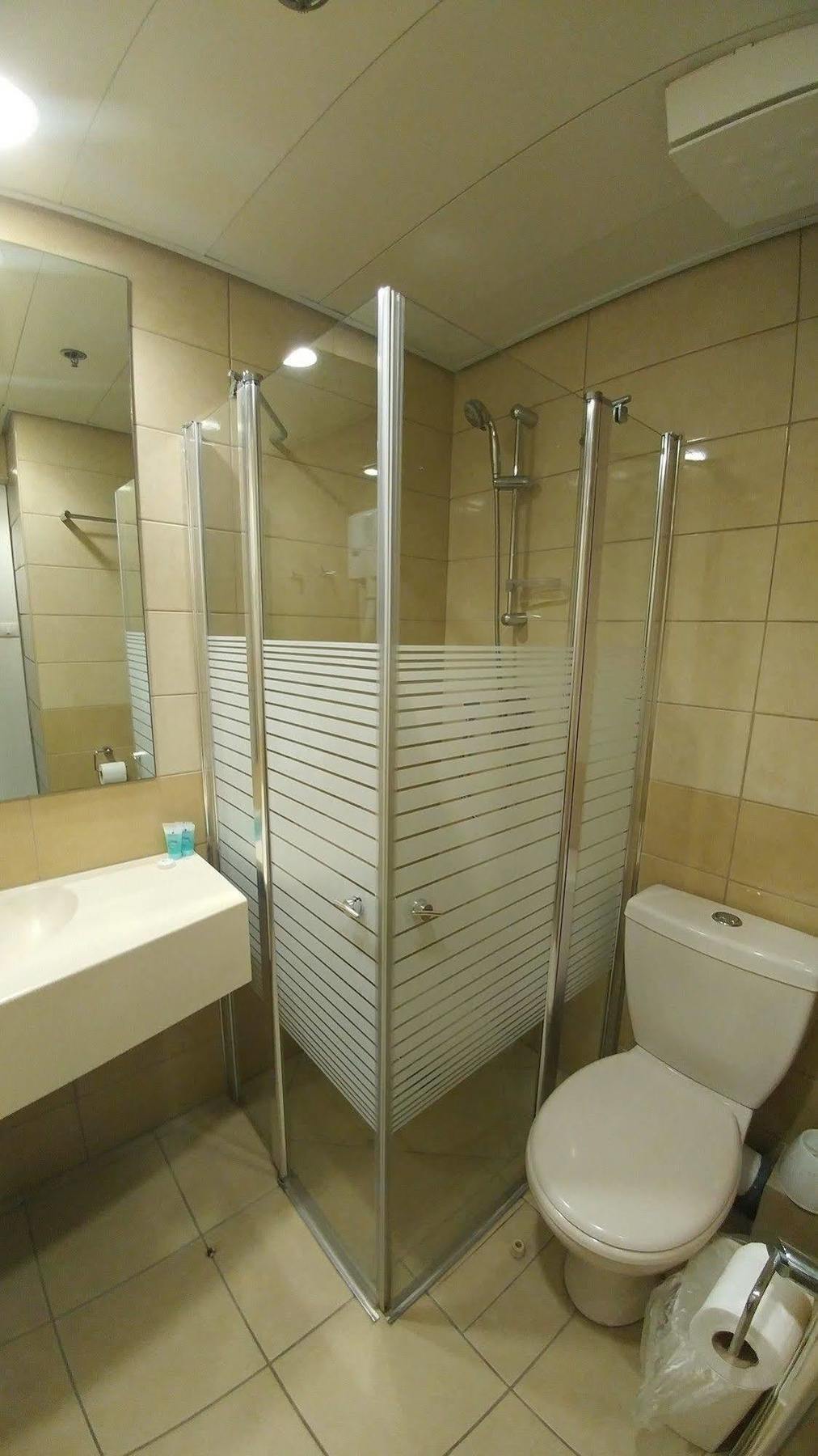 Regina Goren Hotel Asjkelon Buitenkant foto