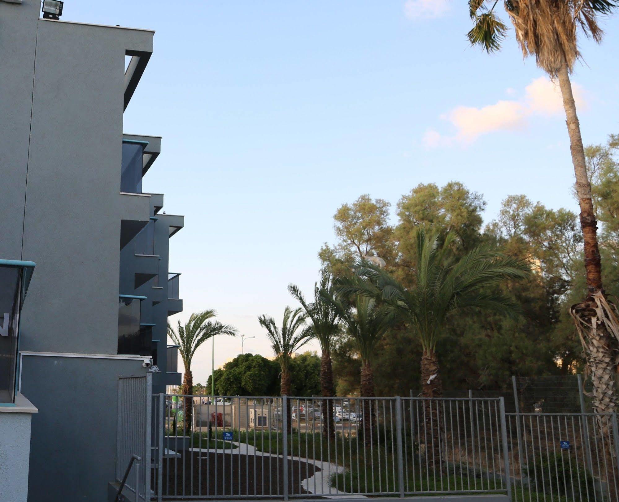 Regina Goren Hotel Asjkelon Buitenkant foto